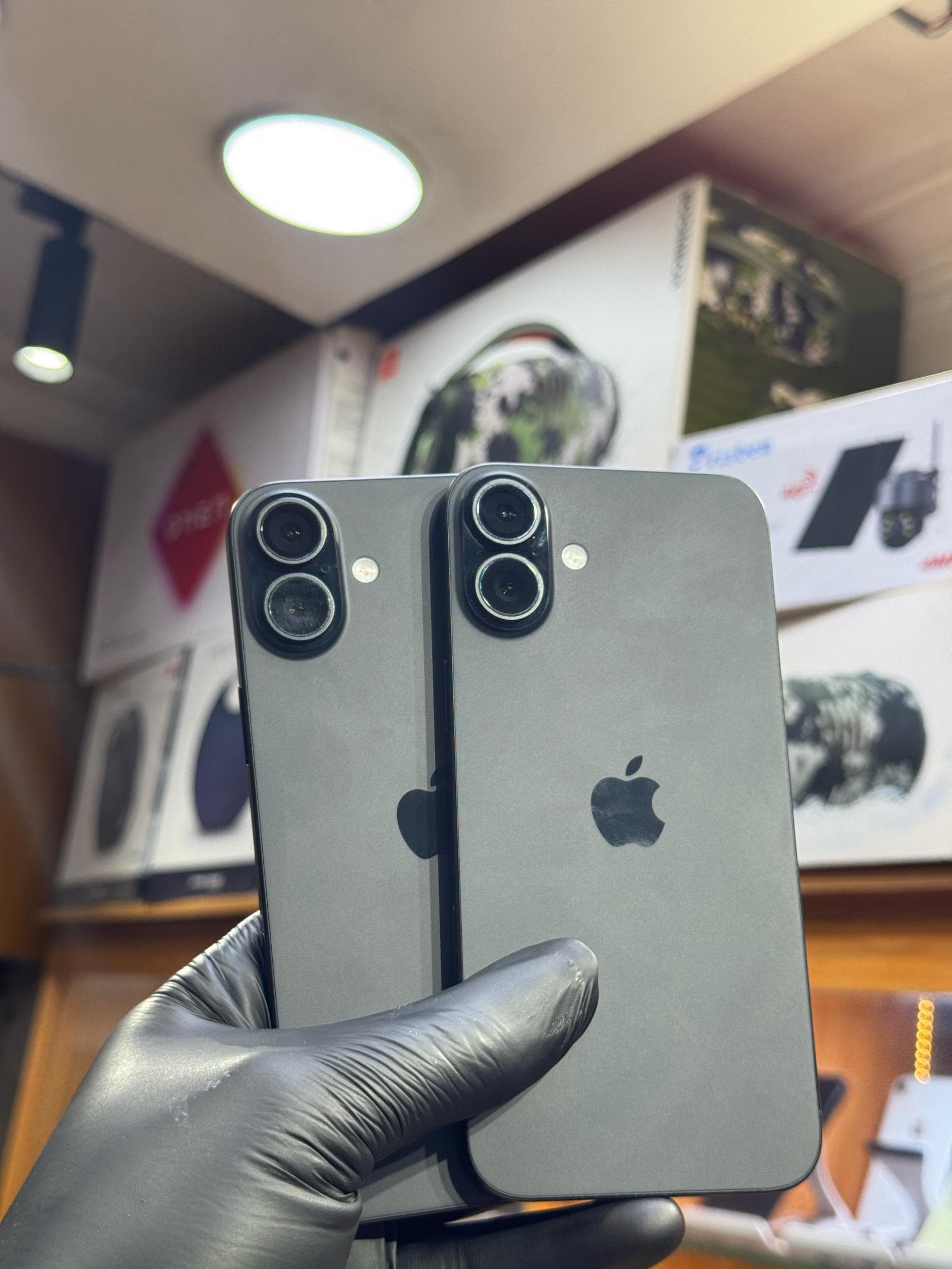 iPhone 16 plus 128gb eSIM